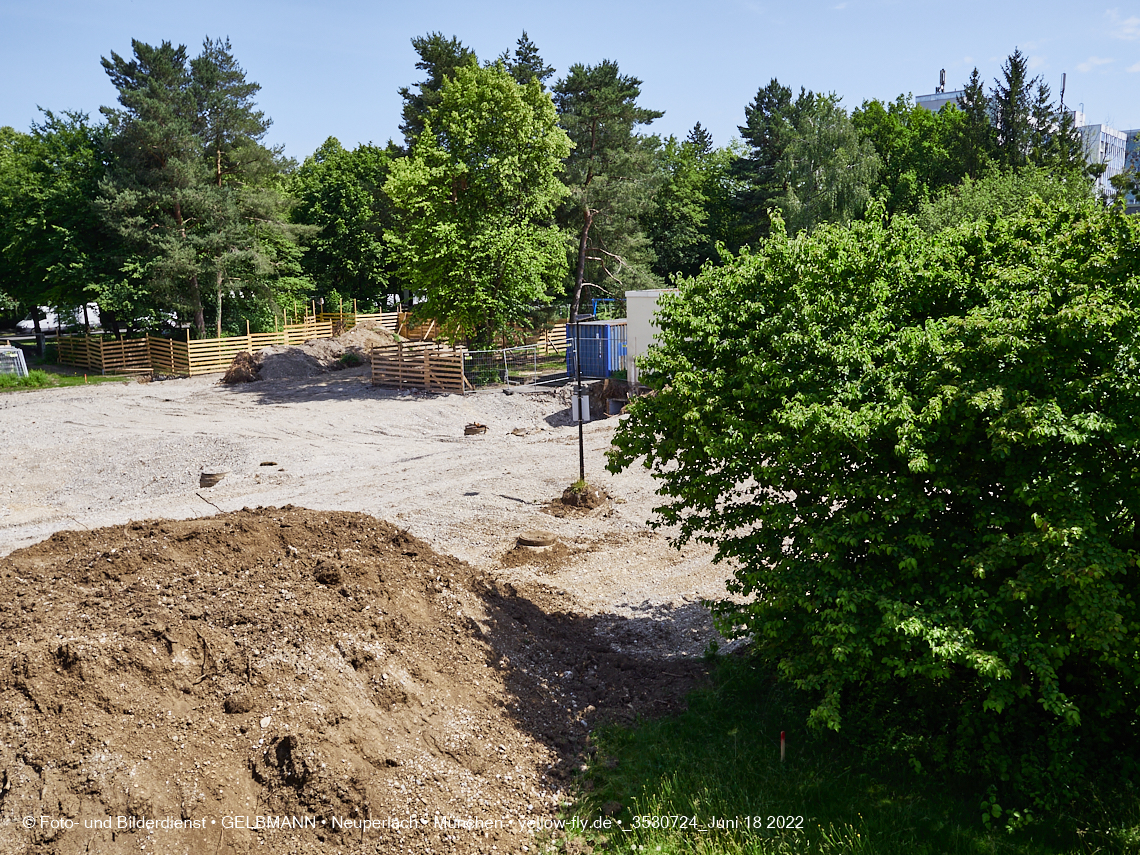 18.06.2022 - Baustelle zur Mütterberatung und Haus für Kinder